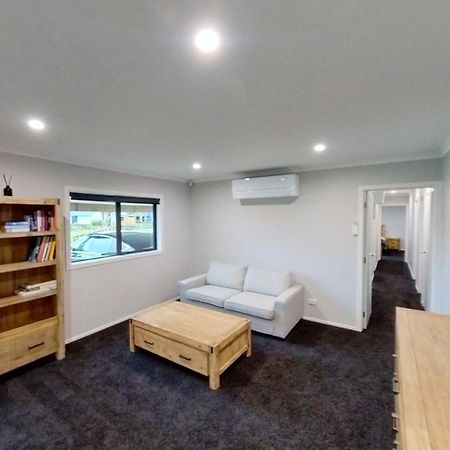 5 Bedroom, Solar On Snowmass Ohakune, Yellow Door Exterior foto
