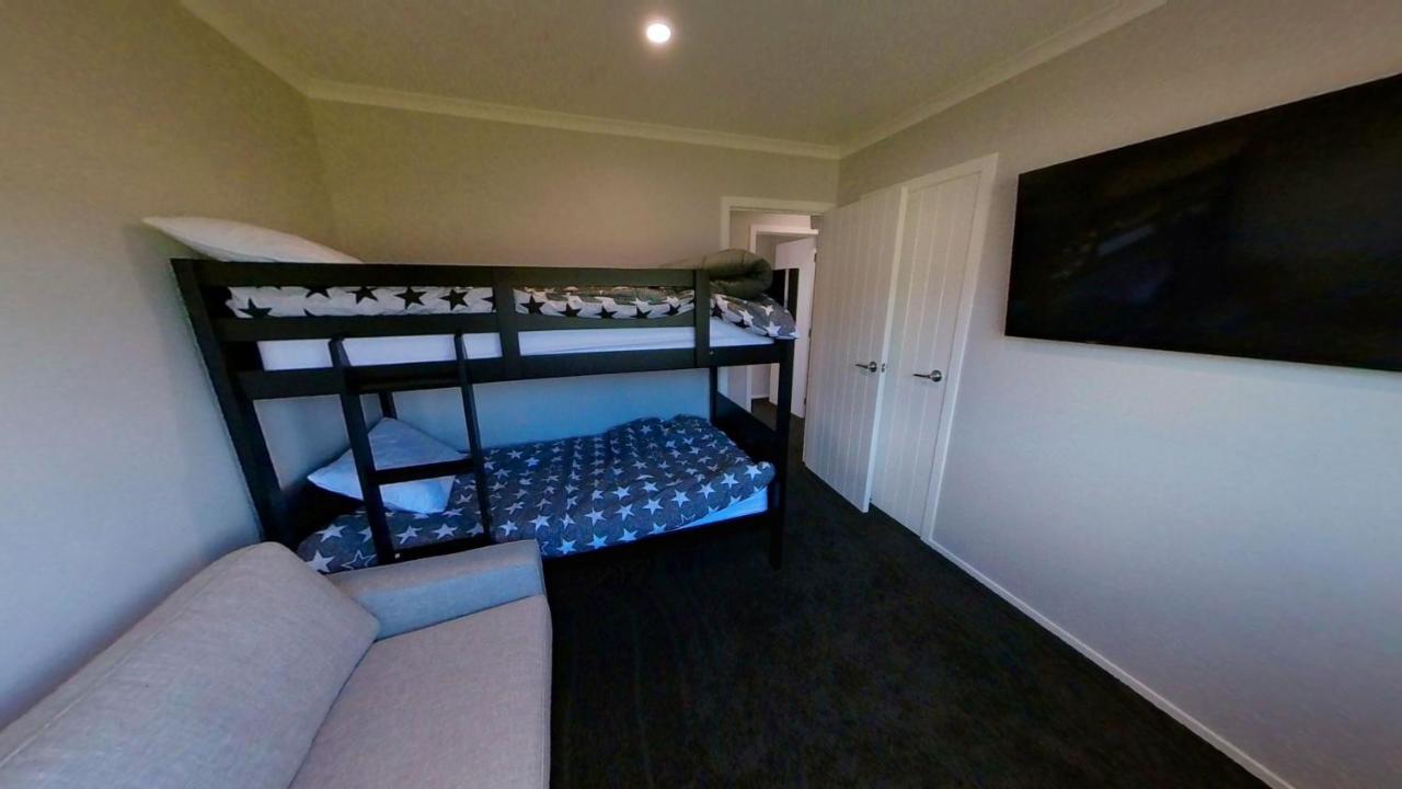5 Bedroom, Solar On Snowmass Ohakune, Yellow Door Exterior foto