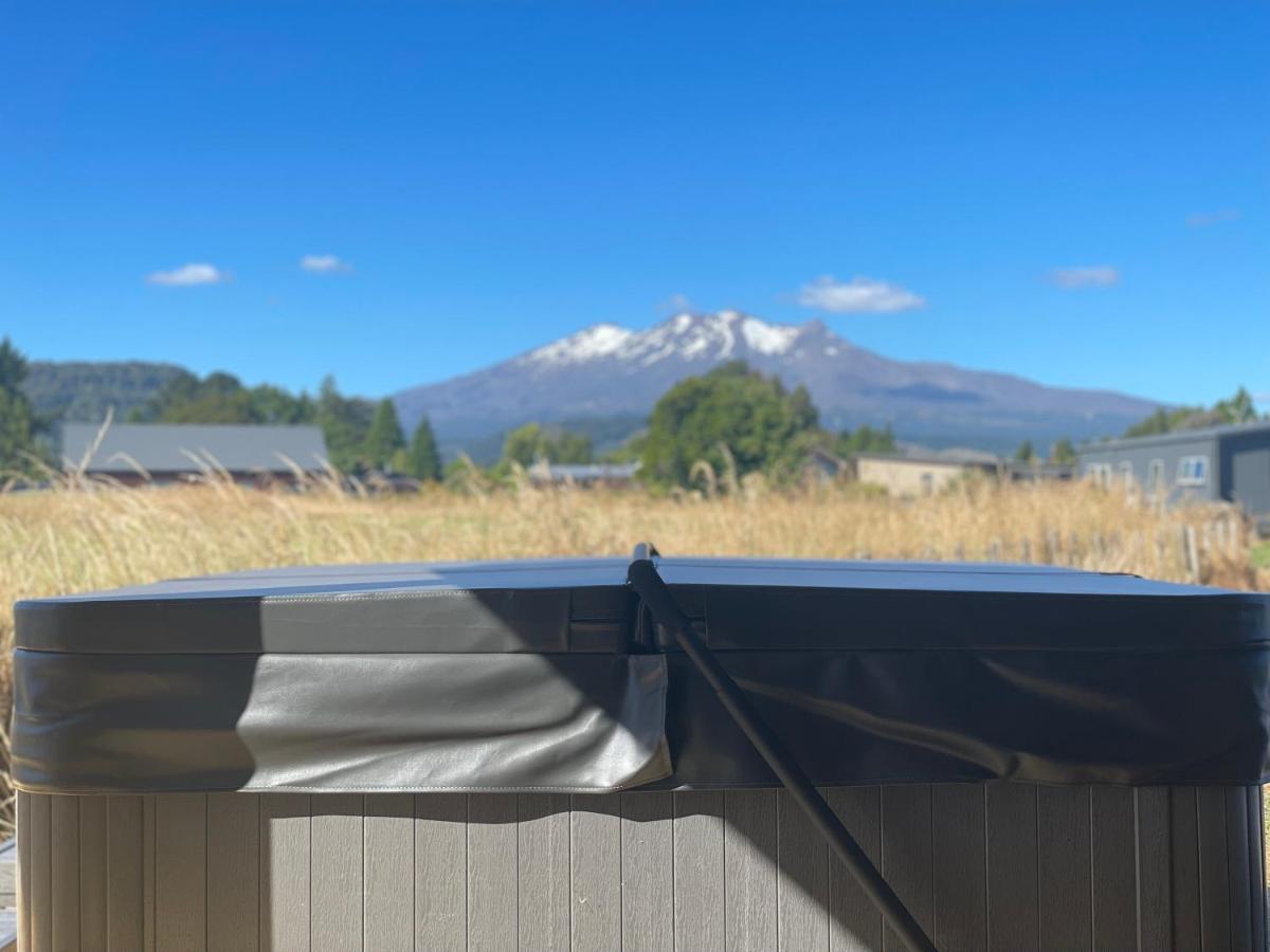 5 Bedroom, Solar On Snowmass Ohakune, Yellow Door Exterior foto